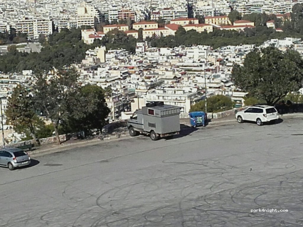 (114 71) Athina - Μονοπατι Λυκαβηττου — foto