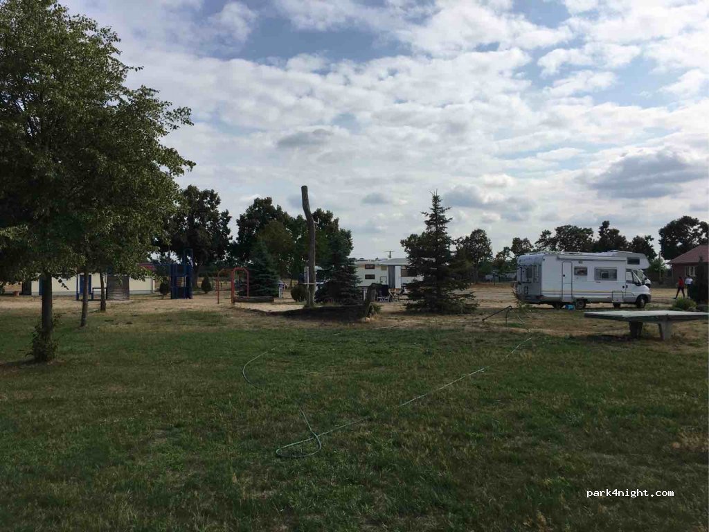 Wohnmobil Stellplatz Haus am See — foto