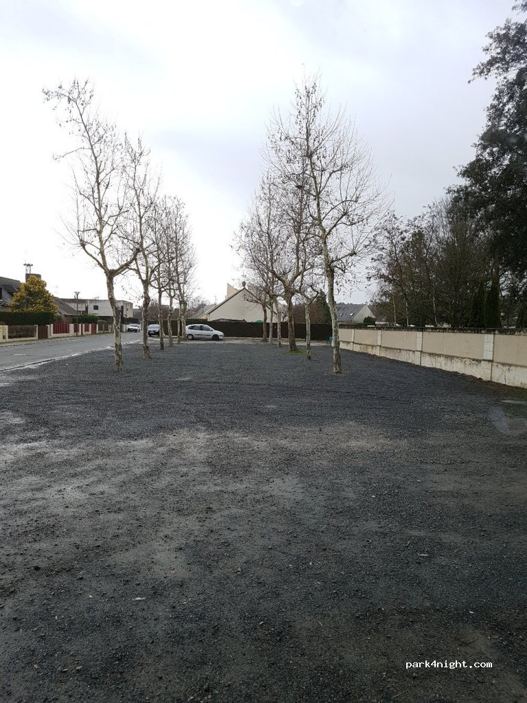 (49350) Les Rosiers-sur-Loire - Rue du Cimetière — foto
