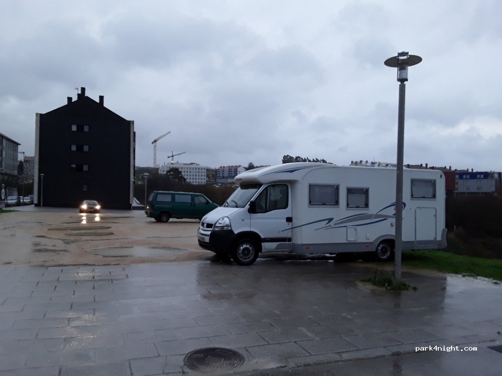 (15706) Santiago de Compostela - 5-7 Avenida de Syra Alonso — foto