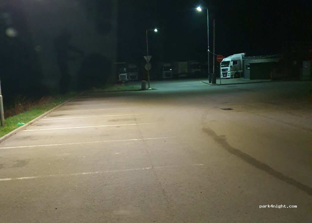 (679 01) Voděrady - — foto