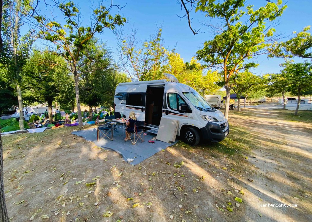 Camping Granada - Los Bermejales — foto