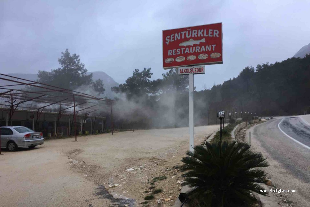 Şentürkler Alabalık Restaurant — foto