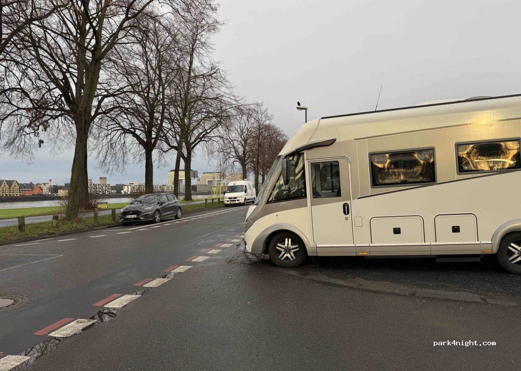 (51105) Köln - 51 Alfred-Schütte-Allee — foto 4