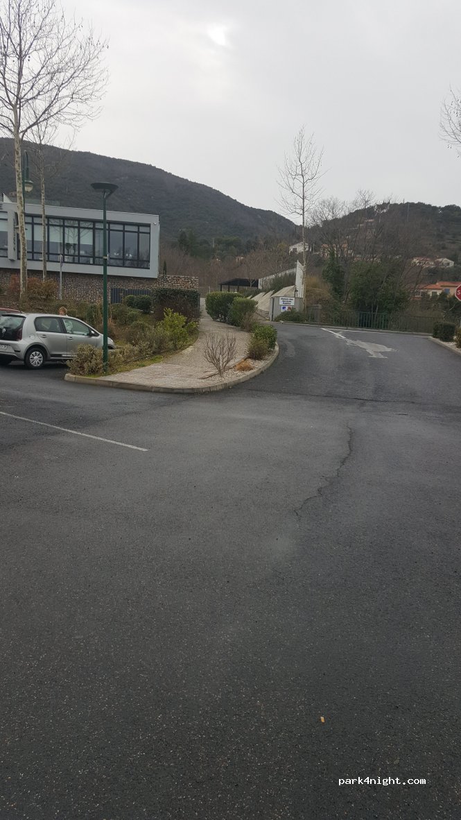 (66400) Céret - 9 Boulevard Simon Batlle — foto