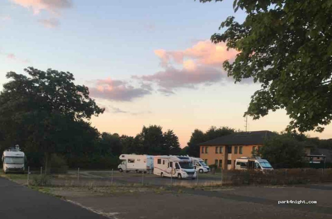Wohnmobilstellplatz Scharnebeck — foto