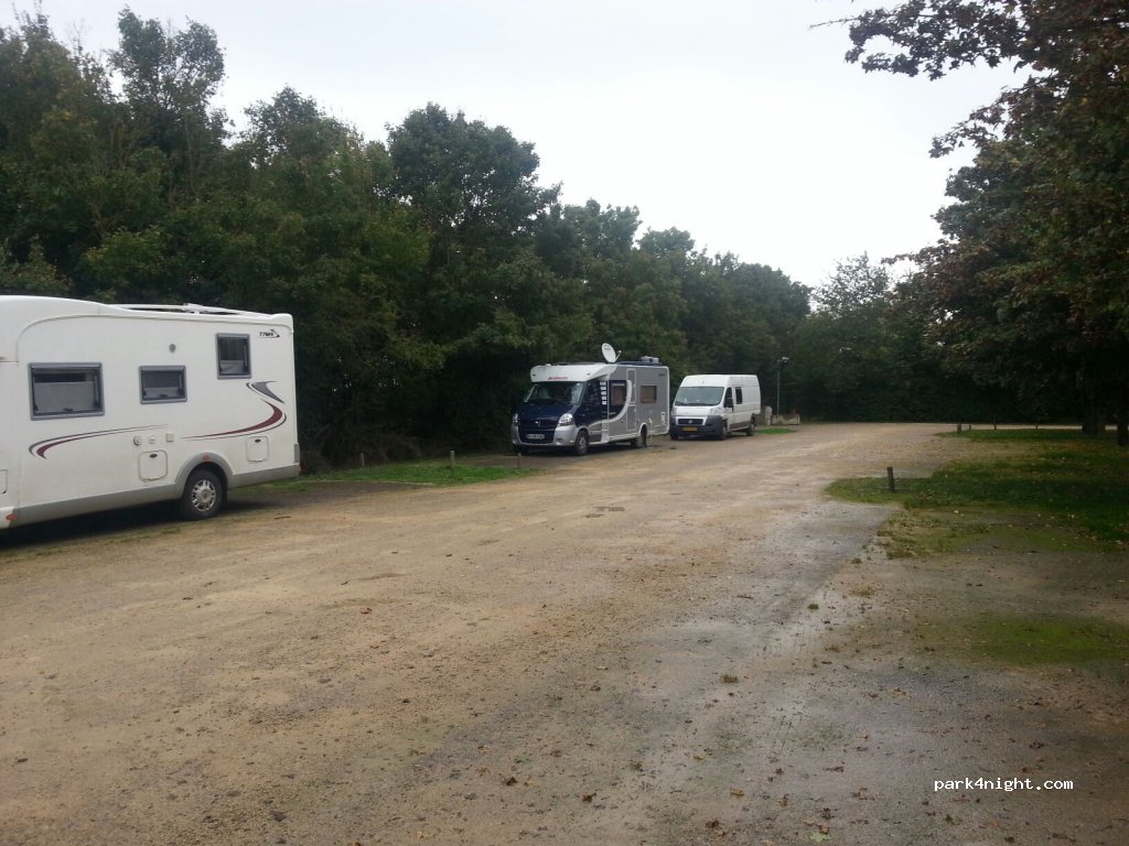 (79800) Bougon - D5E2 — foto