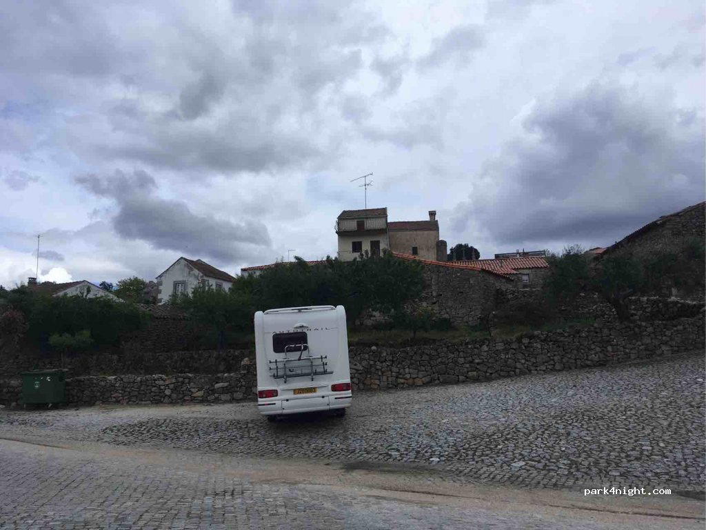 (6430) Mêda - Unnamed Road — foto 2