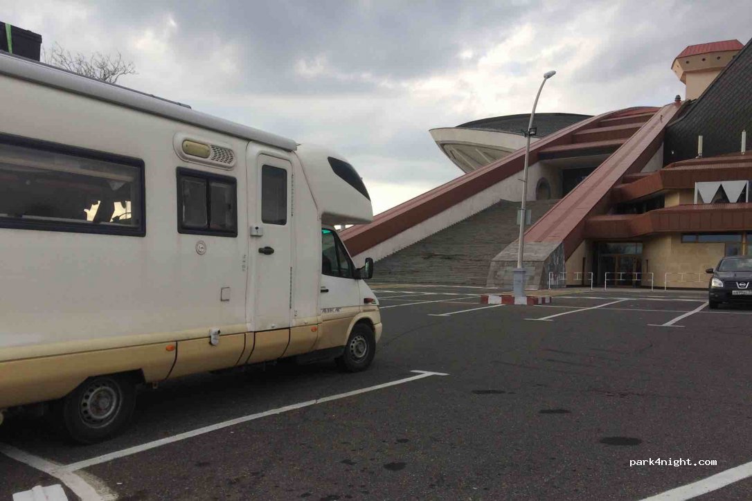 () Yerevan - Unnamed Road — foto