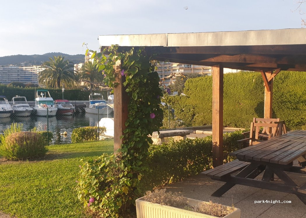 Camping  Les Pruniers — foto 2