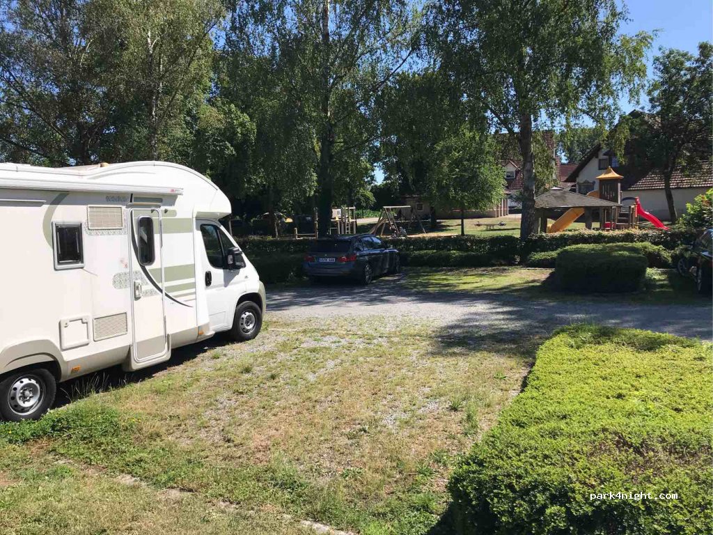 (79268) Bötzingen - 6 Im Grün — foto