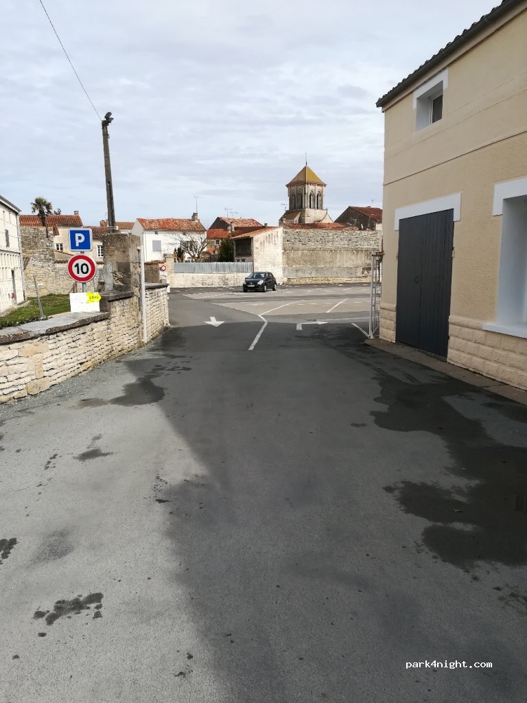 (79270) Frontenay-Rohan-Rohan - 5 Rue des Moulins — foto