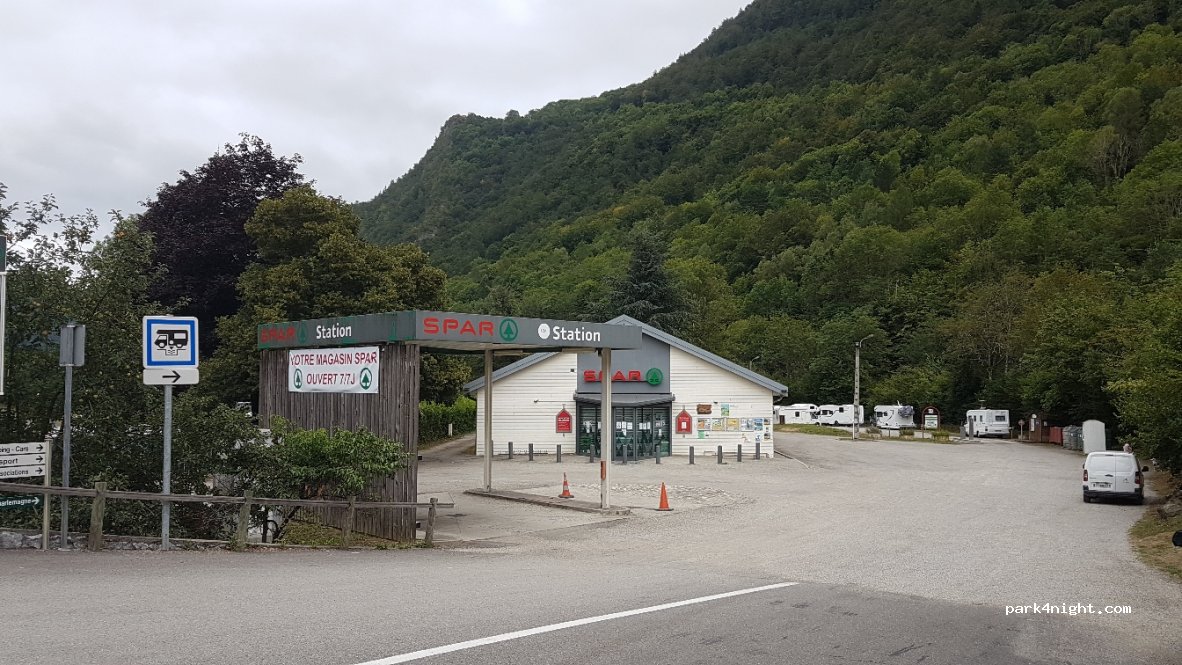 Aire de camping car de Vicdessos — foto 3