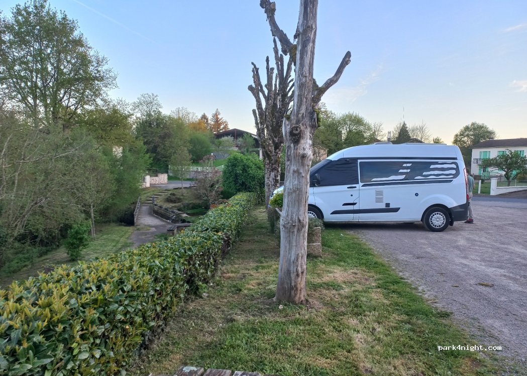 (16500) Manot - Le Châtenet — foto 3