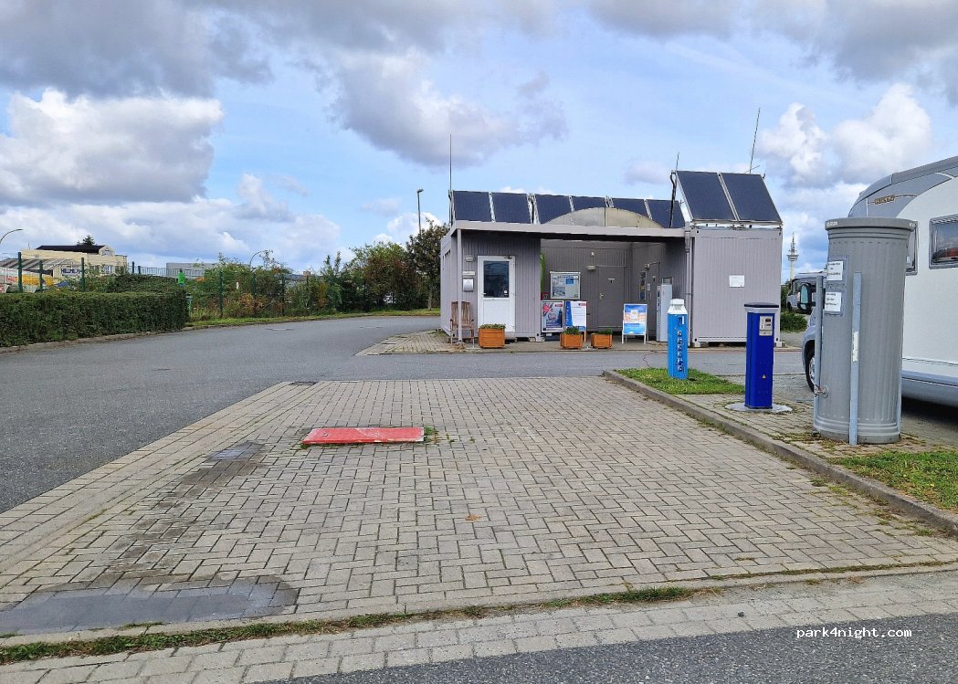 (27572) Bremerhaven - 52 Hoebelstraße — foto 3