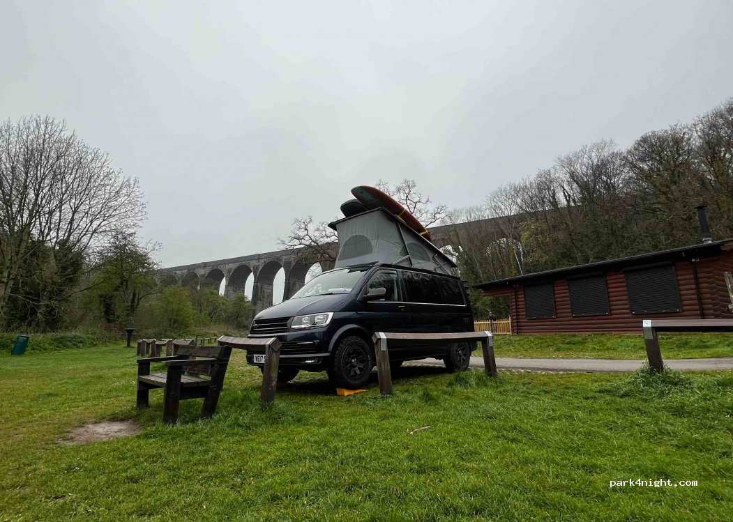 (CF62 3BY) Barry - Unnamed Road — foto 3