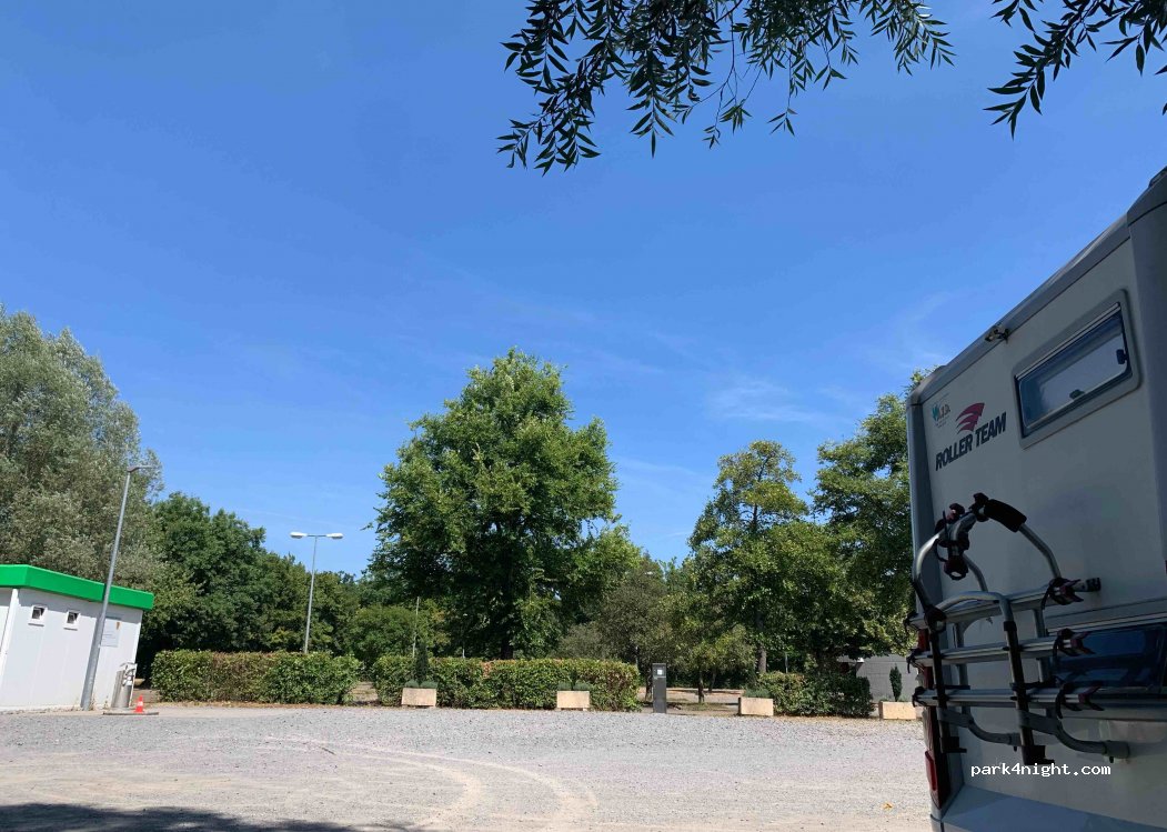 (75443) Ötisheim - 79/1 Maulbronner Straße — foto 3