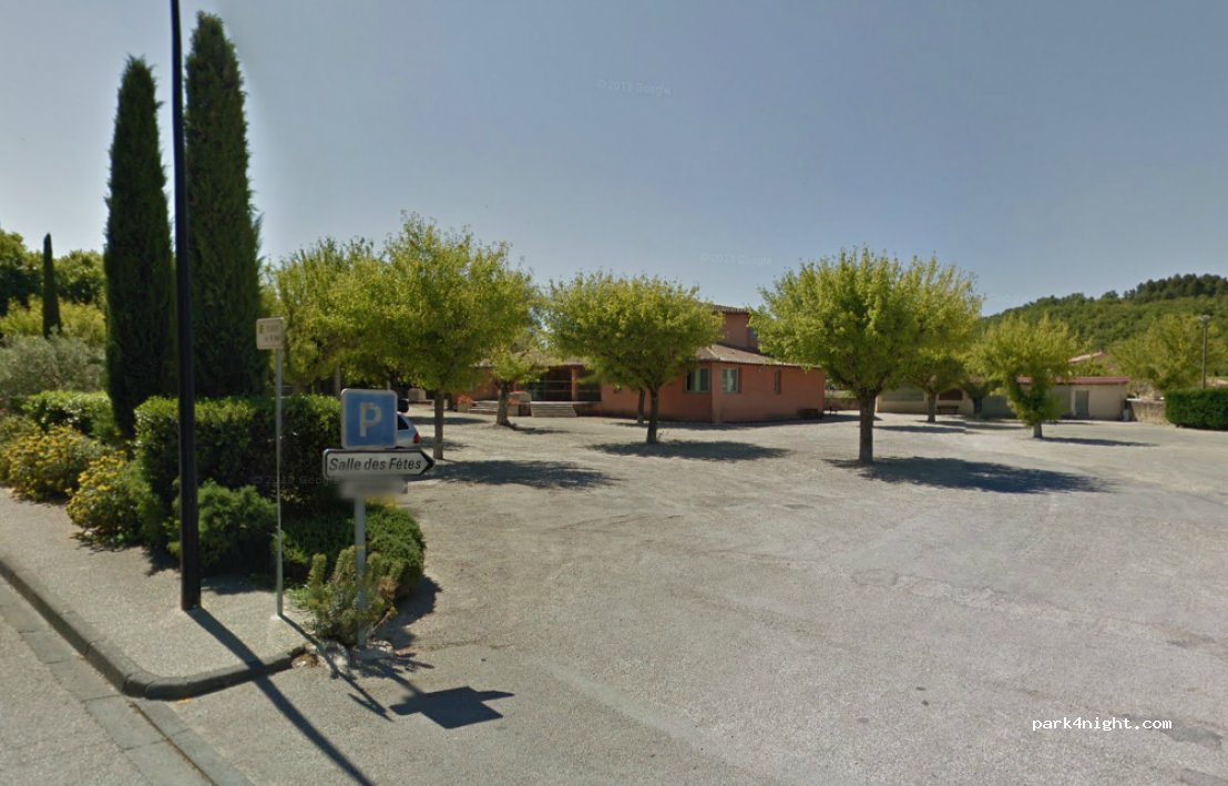 (84570) Malemort-du-Comtat - Avenue Docteur Tondut — foto