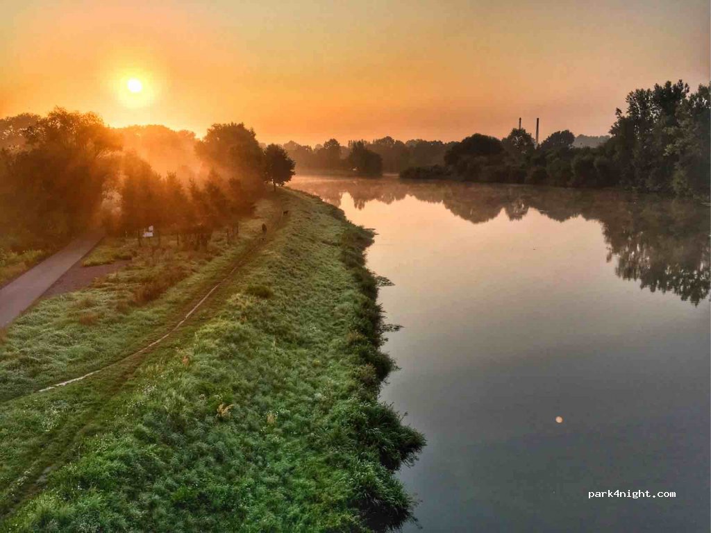 (533 51) Pardubice - Unnamed Road — foto 2