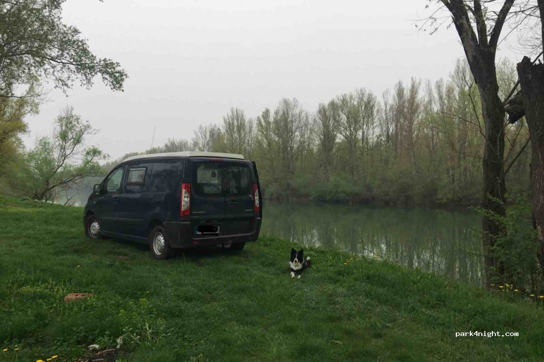 (42000) Varaždin - 39A Trg Pavla Štoosa — foto