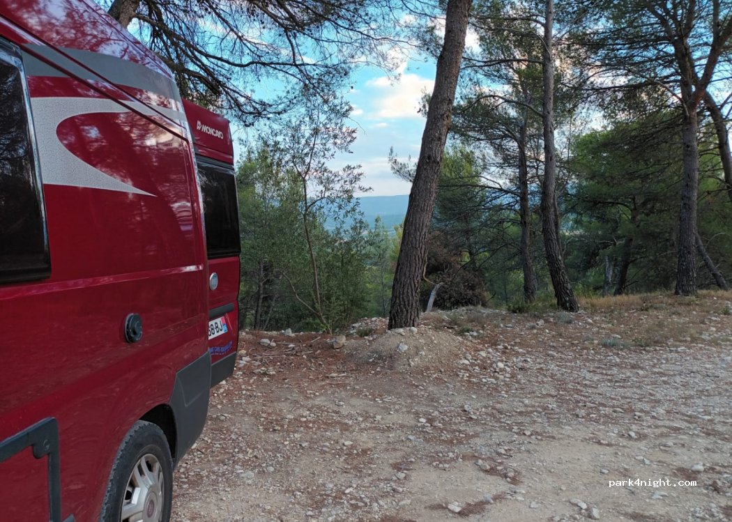 (84220) Gordes - Chemin des Grailles — foto 4