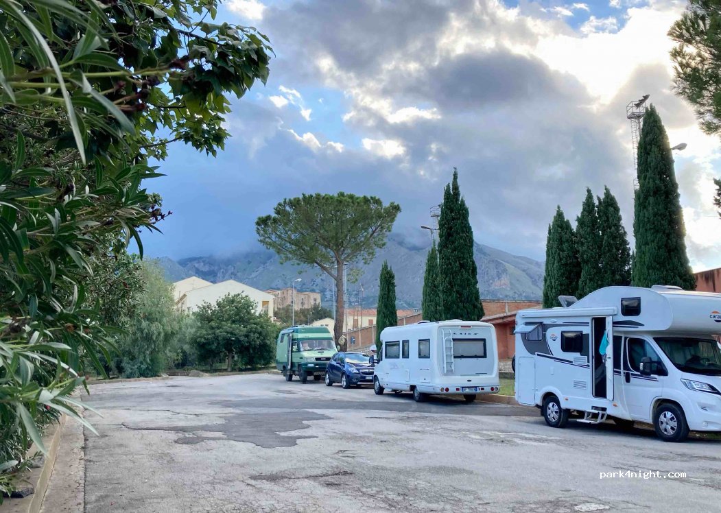 (90013) Castelbuono - 191 Via Dante Alighieri — foto 3