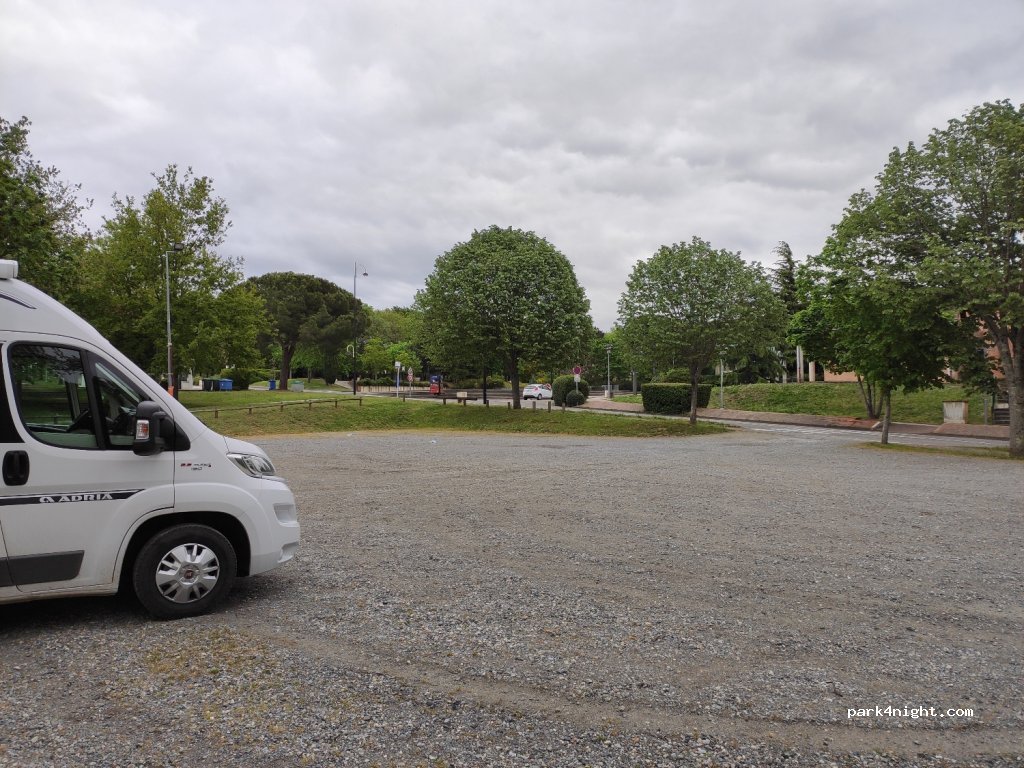 (31650) Saint-Orens-de-Gameville - 3 Avenue Armand Leygue — foto