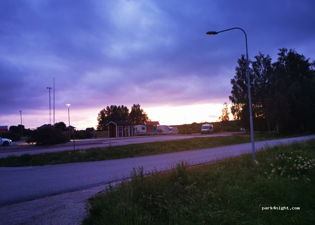 (820 75) Harmånger - 6 Röstavägen — foto 4