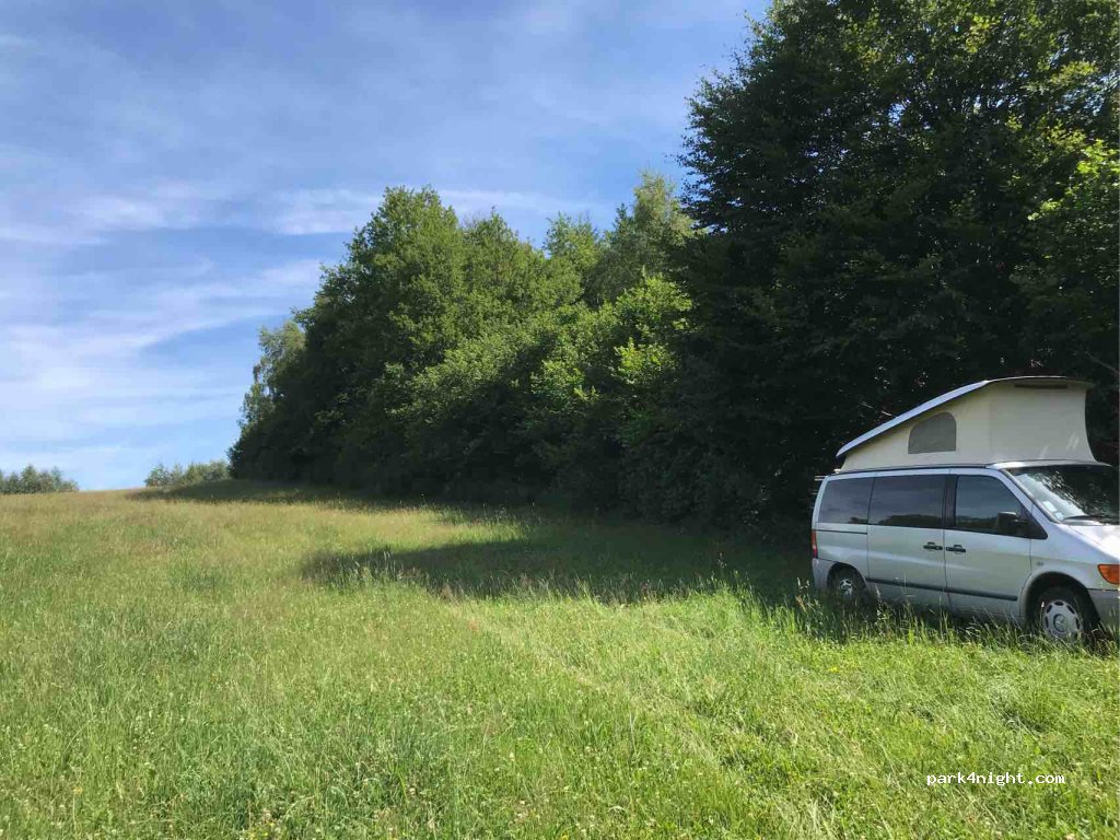 (63230) Saint-Ours - D559 — foto 3
