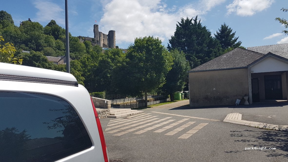 (12310) Bertholène - 3 Rue des Caminades — foto