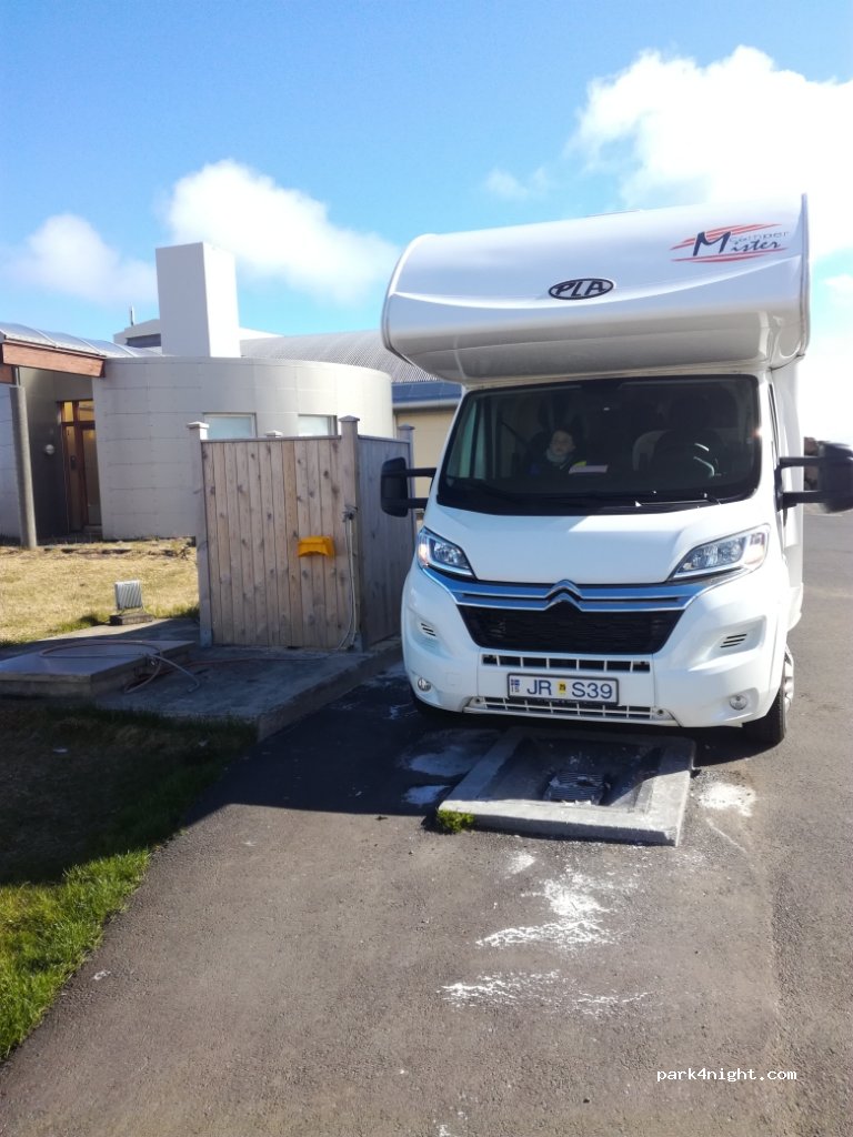 Reykjanesbær - Fitjabraut — foto 2