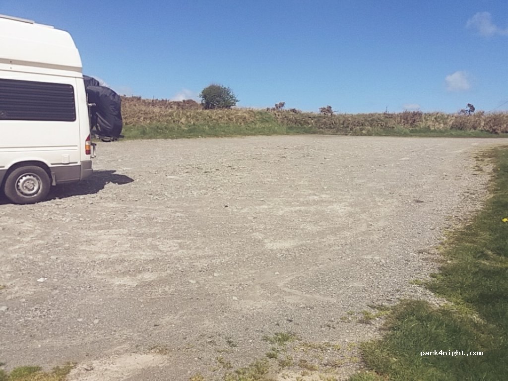 (SA64) Goodwick - Unnamed Road — foto 3