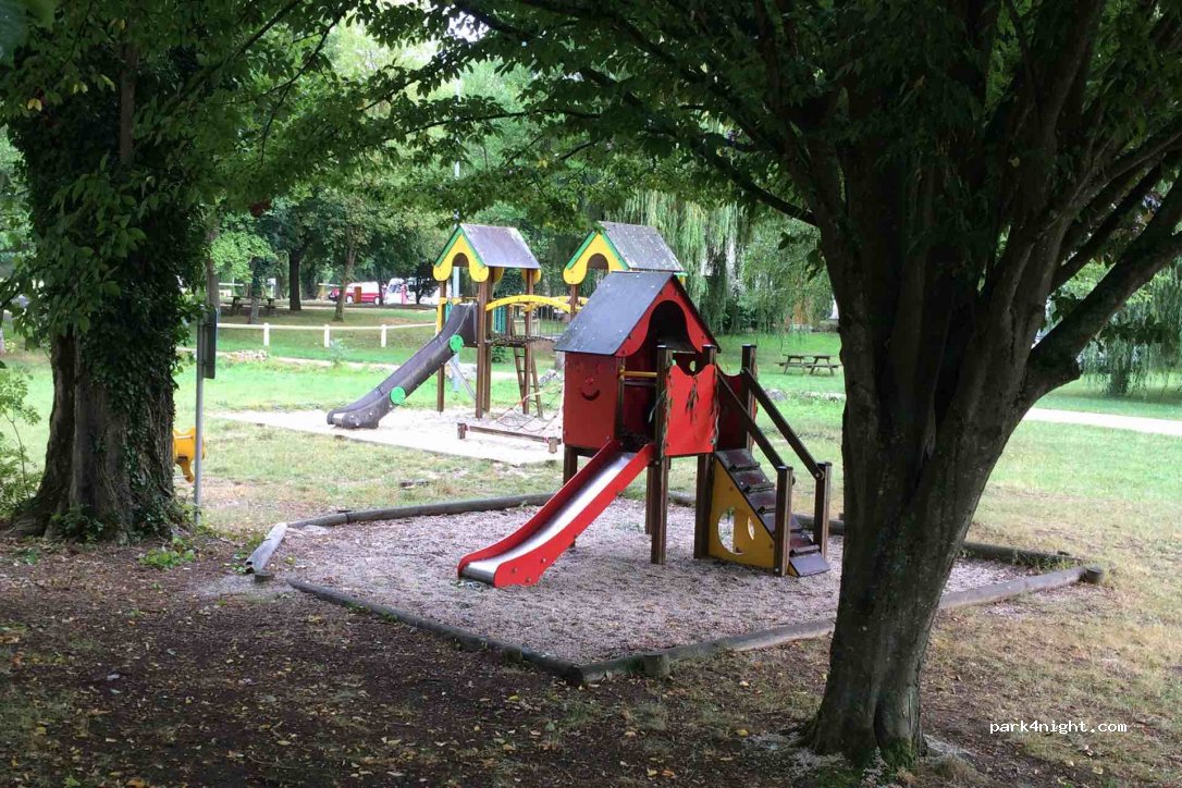 Camping de Chartres Campagne — foto