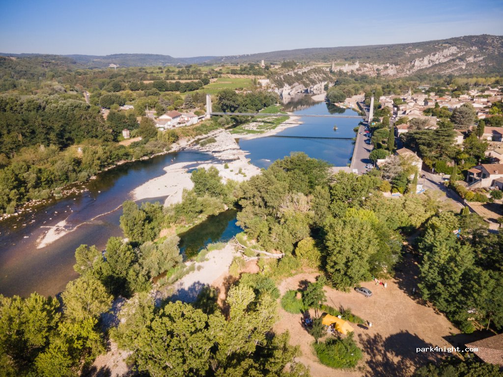 Camping Huttopia Le Moulin — foto