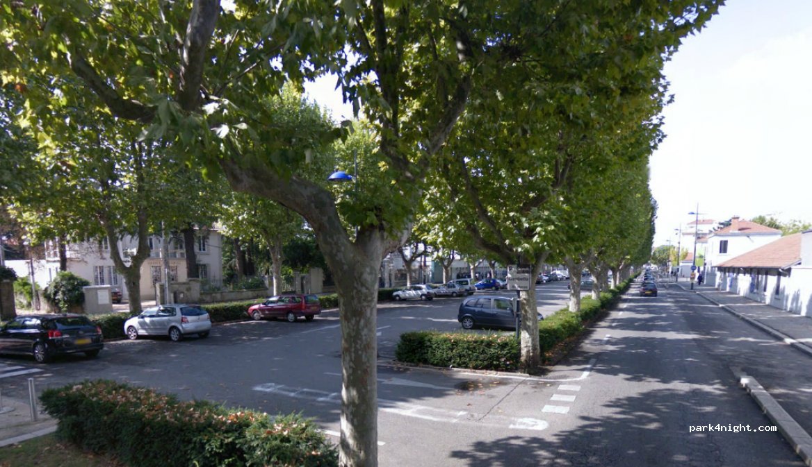 (26100) Romans-sur-Isère - 60-82 Avenue Gambetta — foto