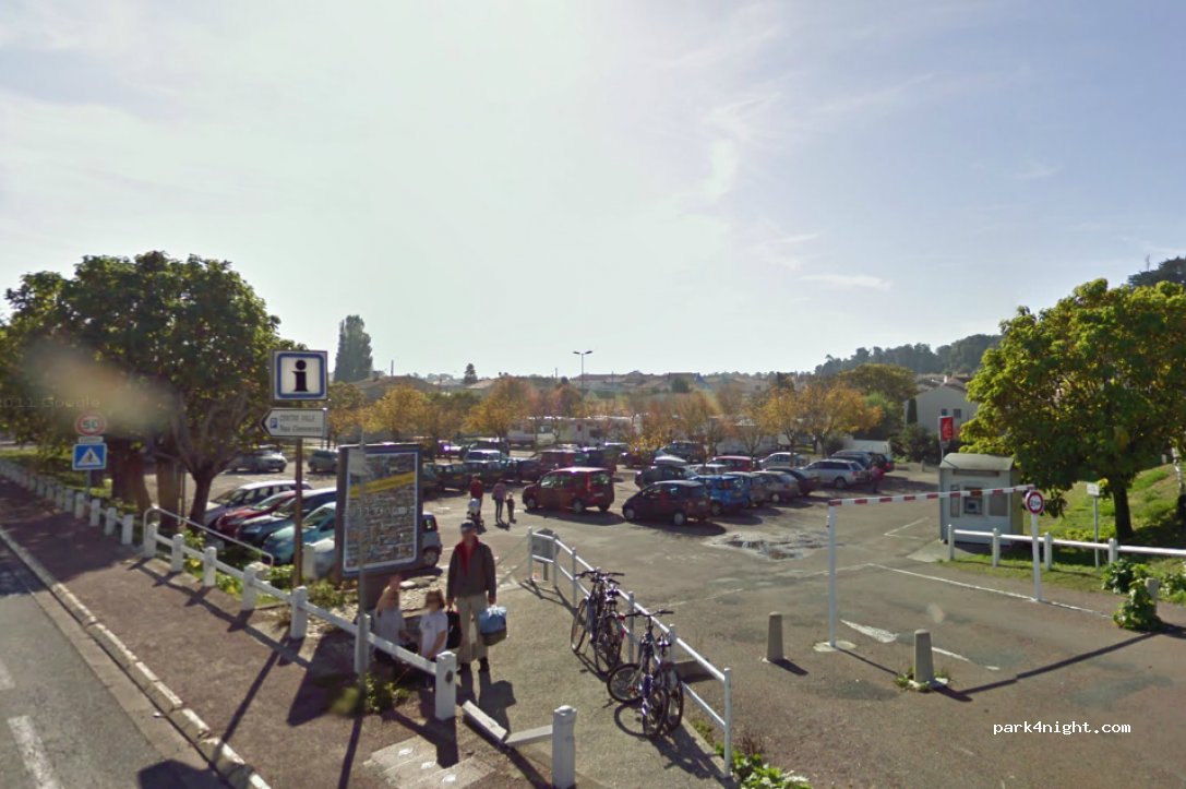 (17370) Saint-Trojan-les-Bains - 6 Rue Marie Curie — foto