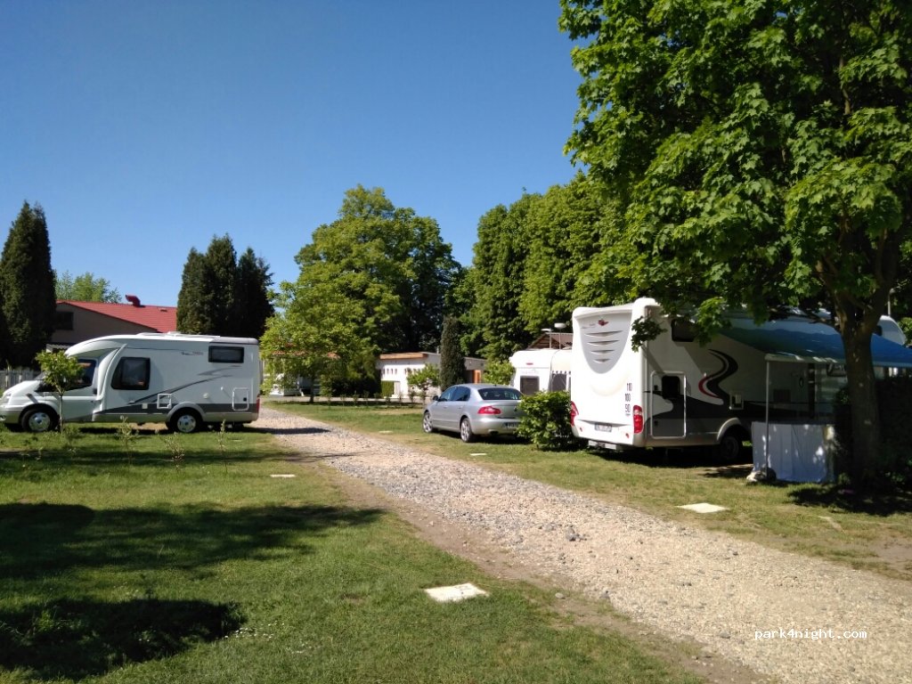 Camping SOKOL Praha — foto