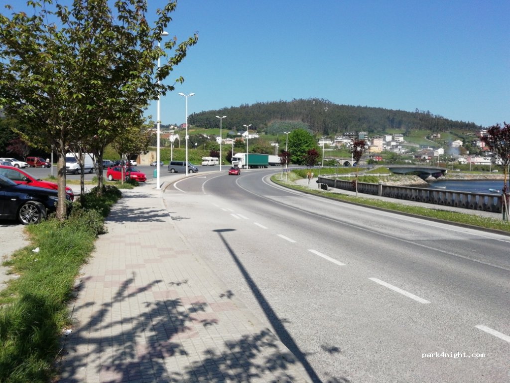 (27850) Viveiro - 41 Avenida Ferrol — foto 2