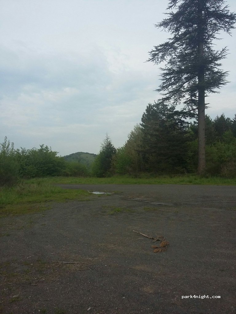 (11330) Albières - Unnamed Road — foto