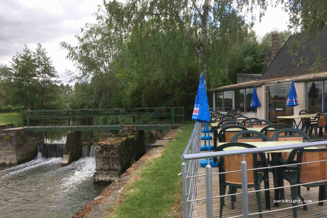 L'Auberge du Moulin des Prés — foto