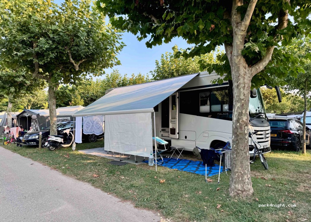 Campeggio del Garda — foto 2