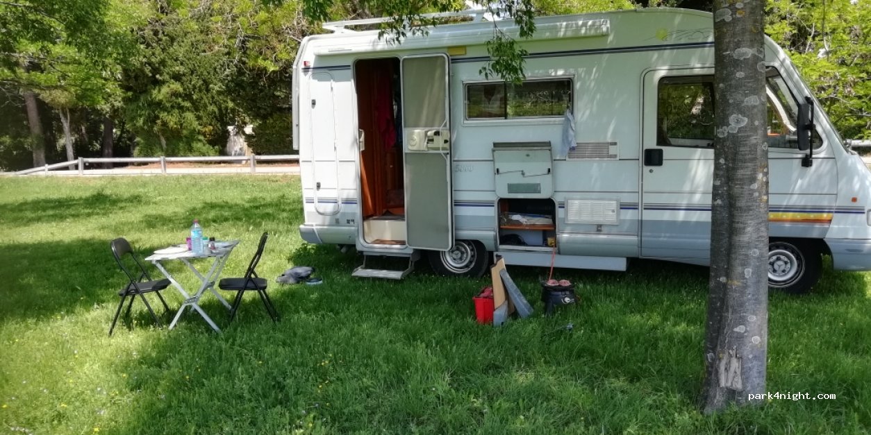 (84330) Saint-Hippolyte-le-Graveyron - 289 Route de Caromb — foto