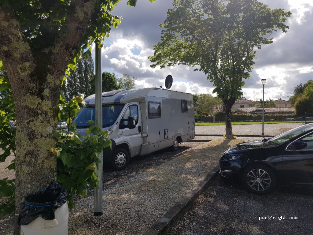 (33610) Canéjan - 35 Chemin des Peyrères — foto