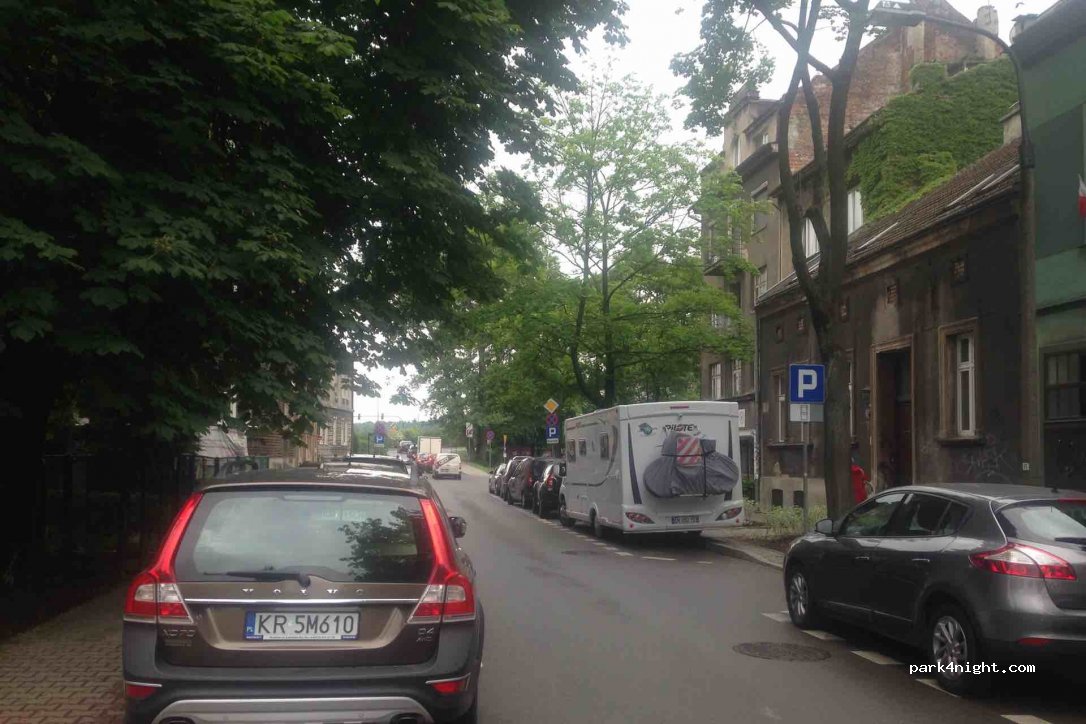 (33-332) Kraków - 28 Barska — foto 2