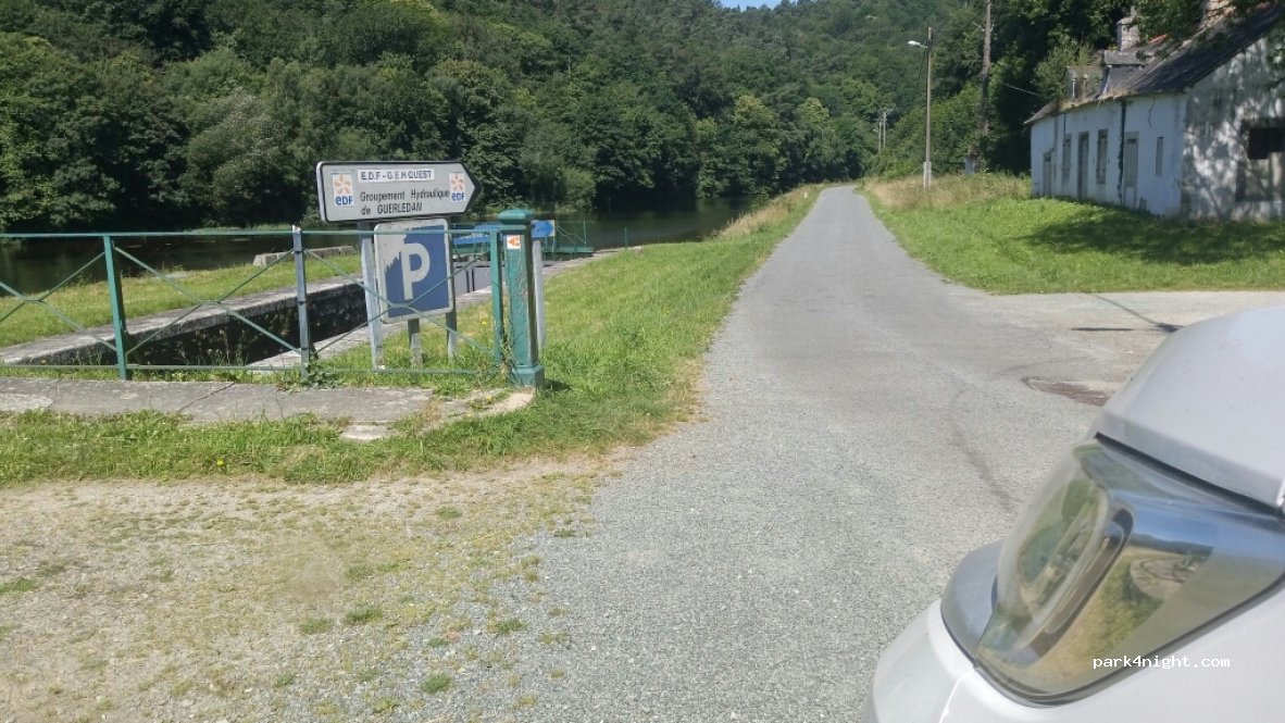 (22530) Mûr-de-Bretagne - Poulhibet — foto