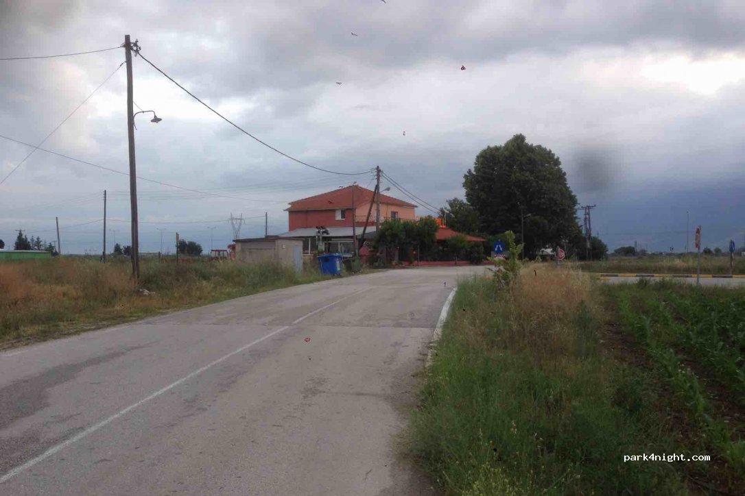 (422 00) Agii Theodori - Ethniki Odos Trikalon Ioanninon — foto