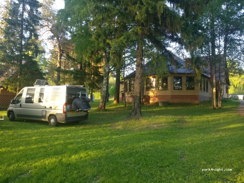 base Uhra — foto