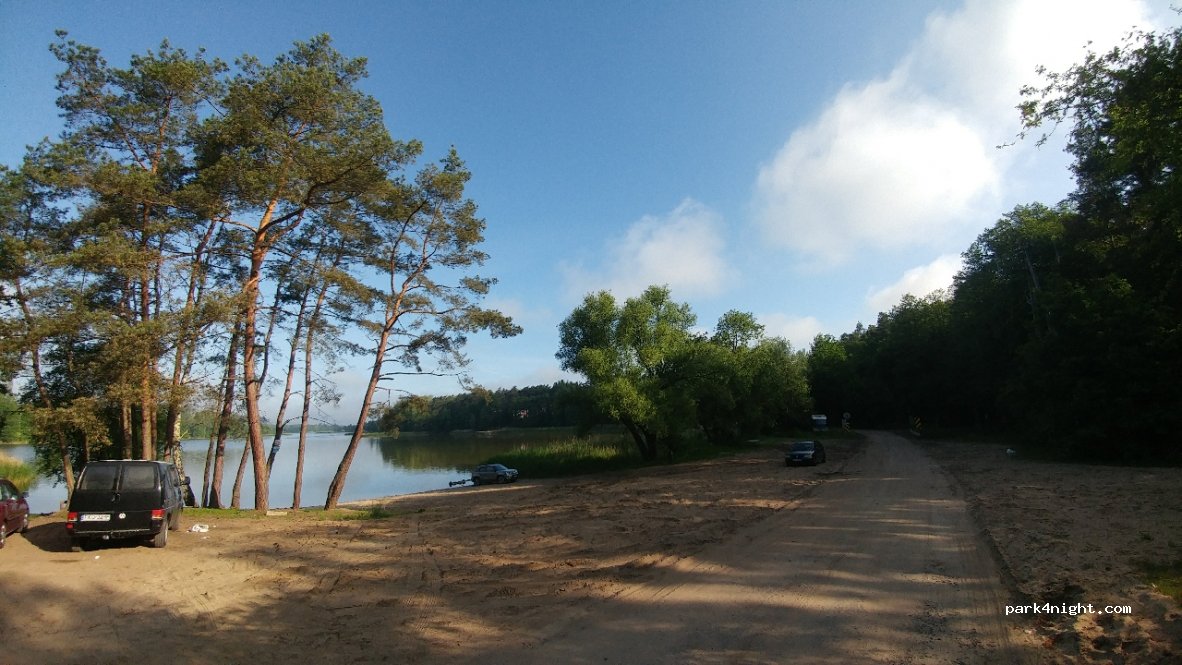 (09-520) Zaździerz - Unnamed Road — foto