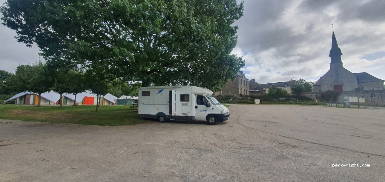 (35630) Hédé-Bazouges - Brg Bazouges sous Hédé — foto
