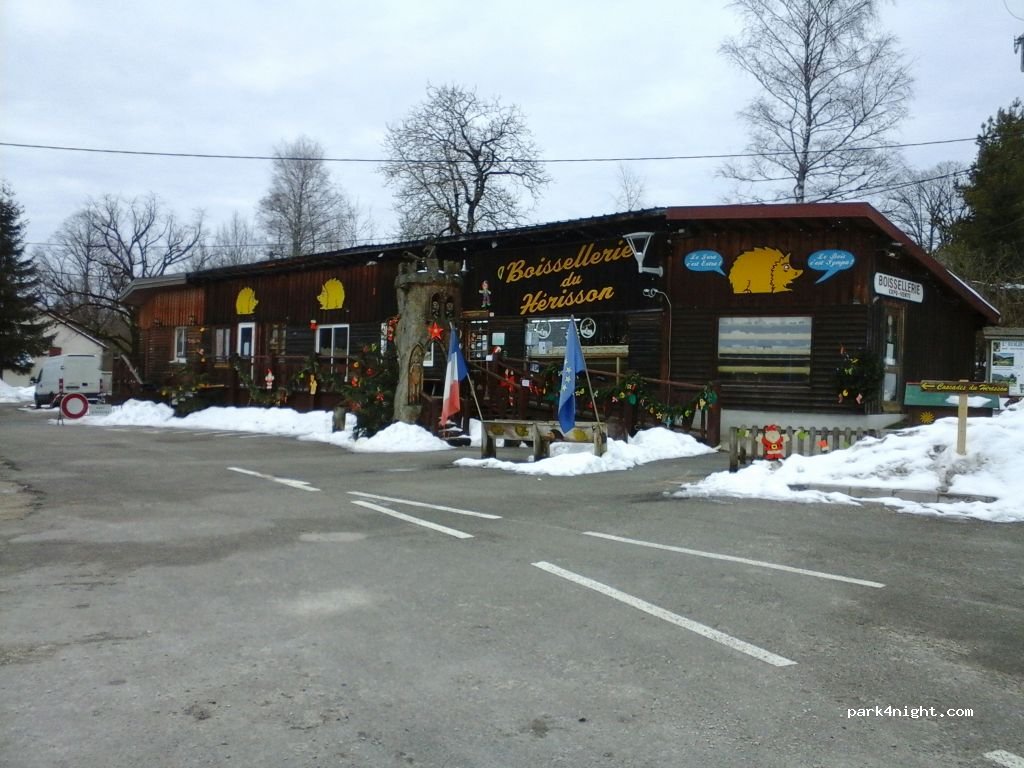 (39130) La Chaux-du-Dombief - Route des Cascades — foto